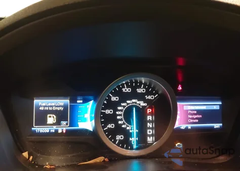 2013 Ford Explorer Limited z USA, uszkodzony, nr VIN 1FM5K8F80DGA38932